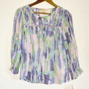 NWT Hope and Harlow Blue and Green Button Down Blouse Size Small